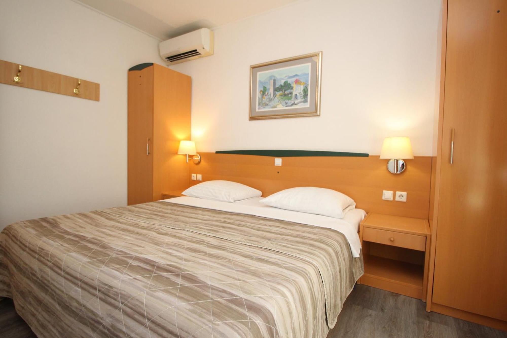 Villas Corinthia Baska  Ruang foto