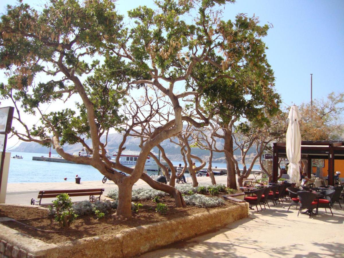 Villas Corinthia Baska  Bagian luar foto