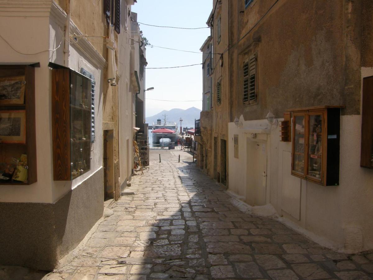 Villas Corinthia Baska  Bagian luar foto